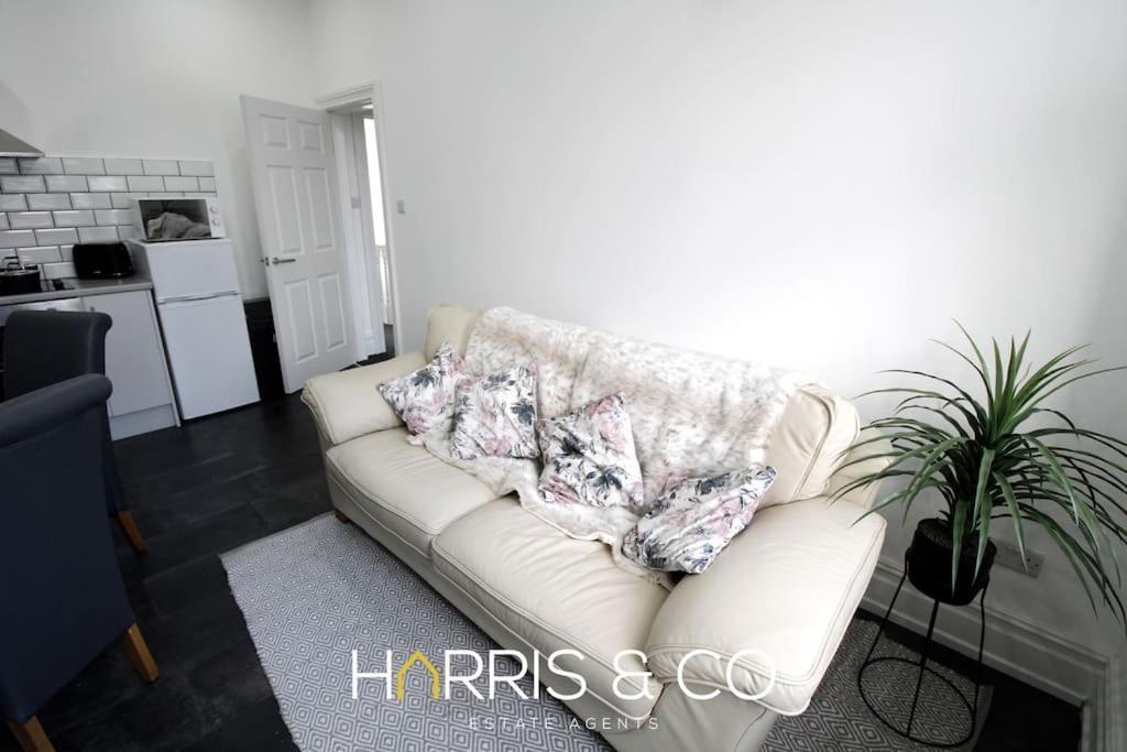 Roundtree & Berry - Fleetwood Apartment Bagian luar foto